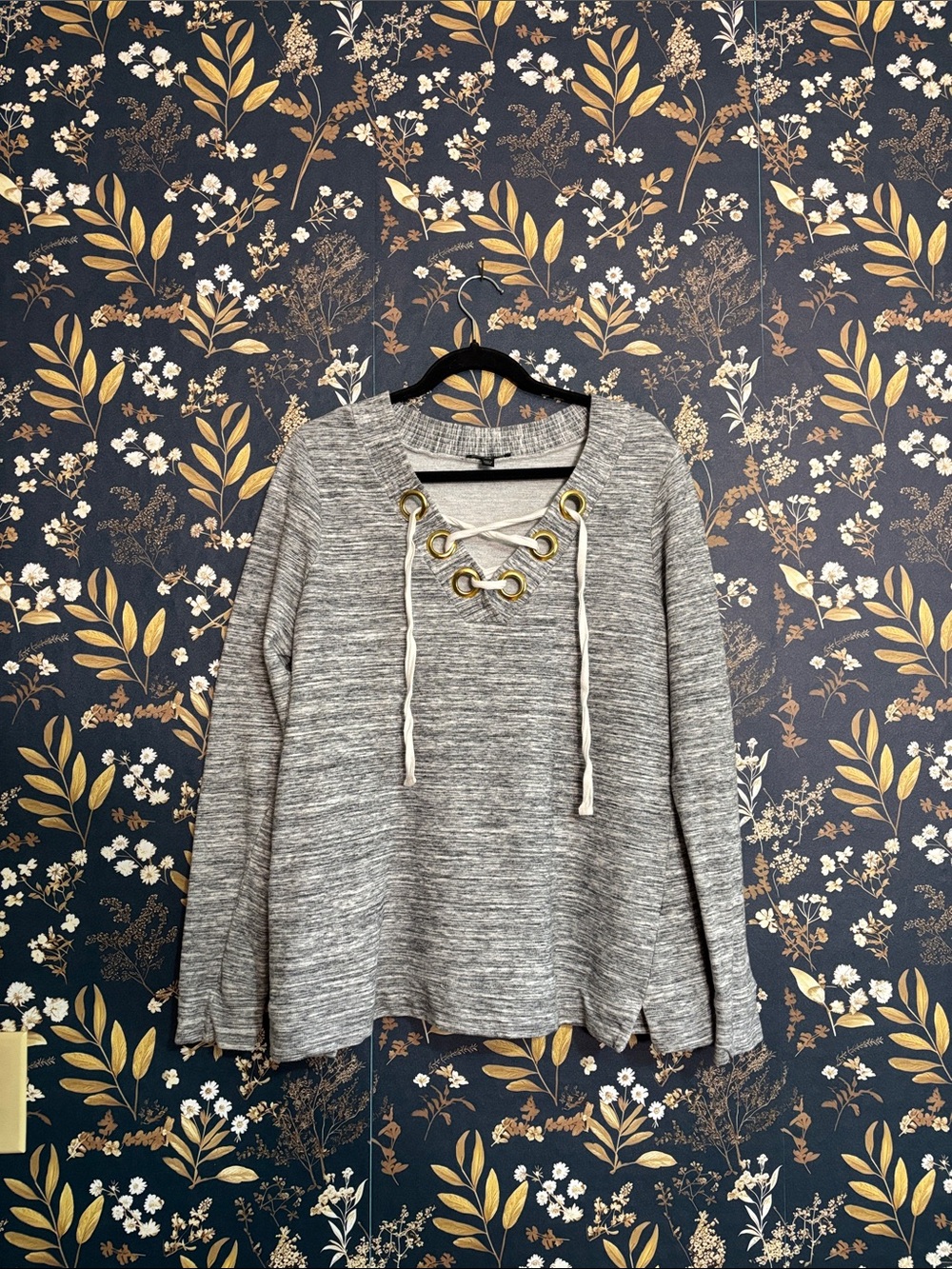 Lane Bryant Gray Marled Lace-Up Sweatshirt with Gold Eyelets Size 14/16 XL